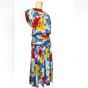 Vintage 1980s Floral Print Dress Dopamine Colorful Midi with Cinched Waist SMALL